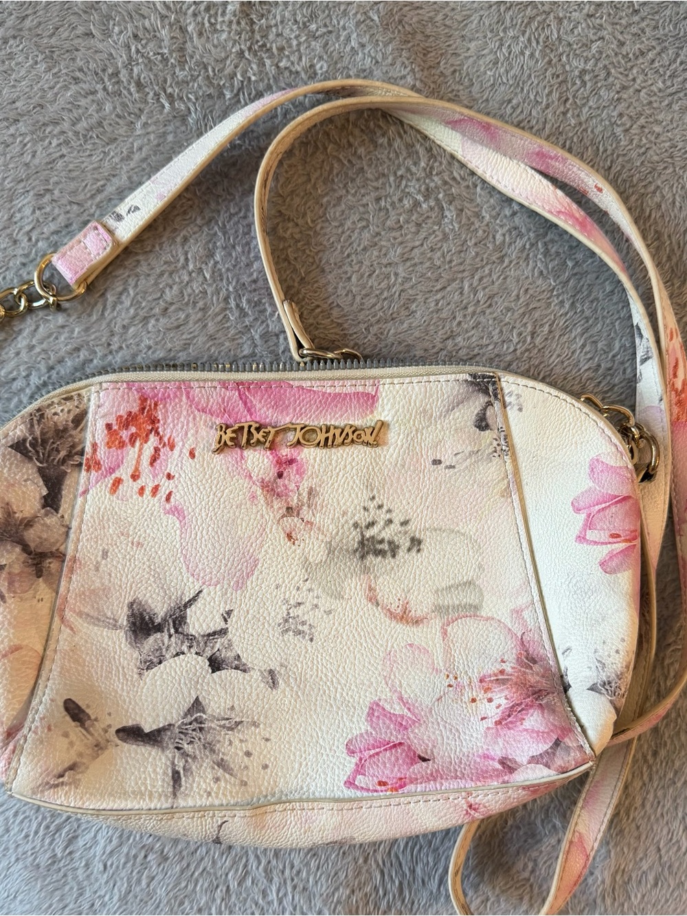 Betsey Johnson White Pink Floral Crossbody Bag
